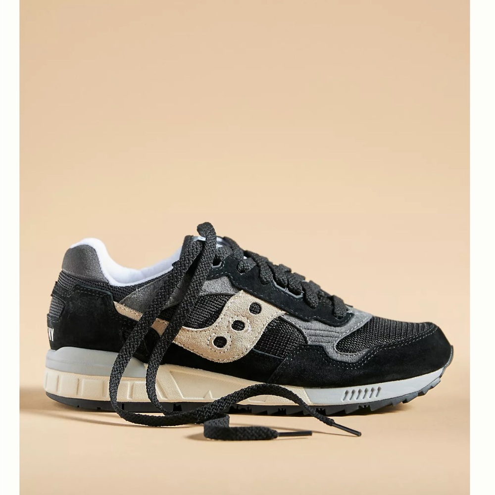 Women’s saucony shoes